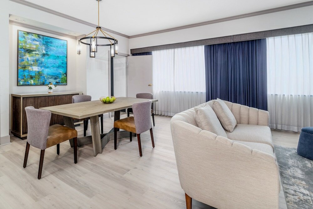 Фото Crowne Plaza Los Angeles Harbor Hotel, an Ihg Hotel