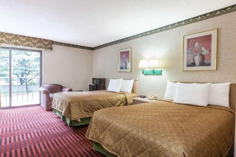 Фото Motel 6 Lawrenceville, Nj