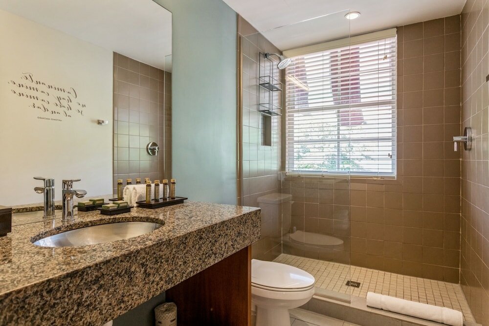 Фото Kasa El Paseo Miami Beach