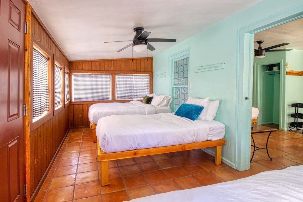 Фото Frio River Cabins