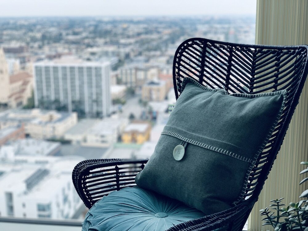 Фото New Lyfe Finest Luxury Apartment