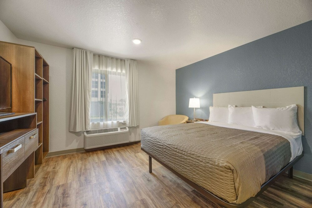 Фото WoodSpring Suites Orlando I-4 & Convention Center