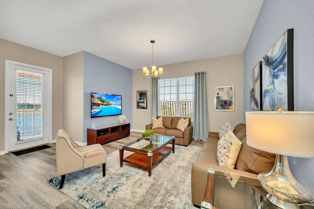 Фото Lakeview Condo, Directly Next To Pool! Near Wdw