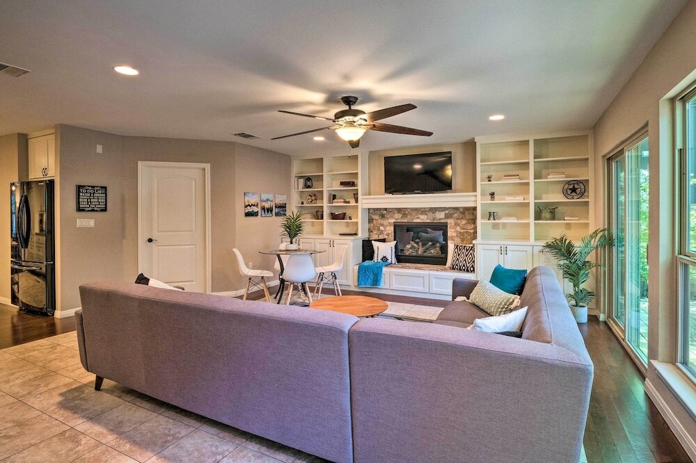 Фото Holly Hideaway