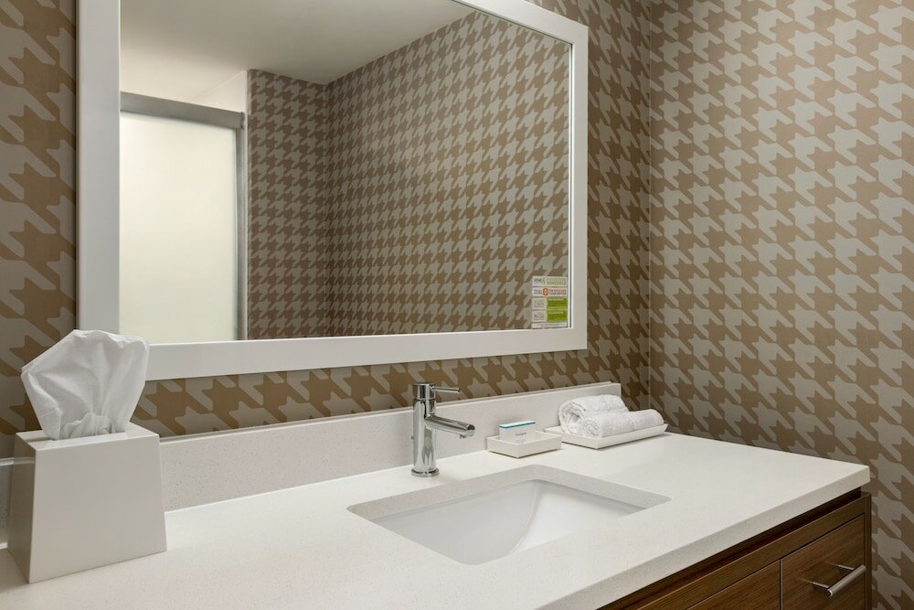 Фото Home2 Suites by Hilton Raleigh State Arena