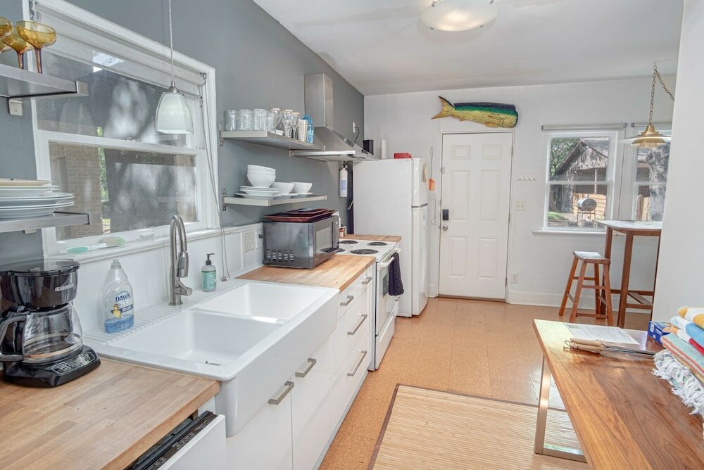 Фото Close to Famous Attractions With Hot Tub and Fire Pit