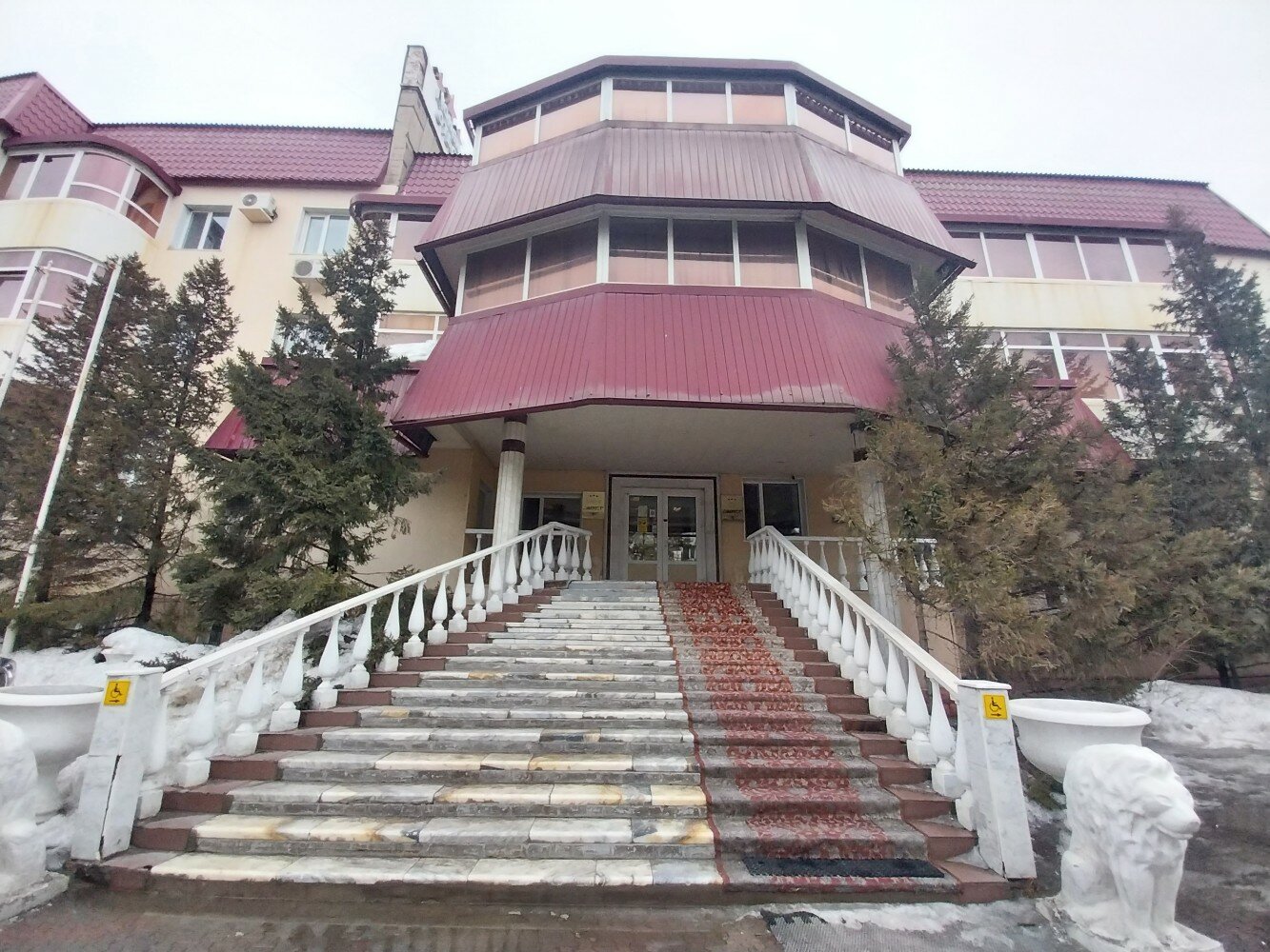 Фото отеля 1