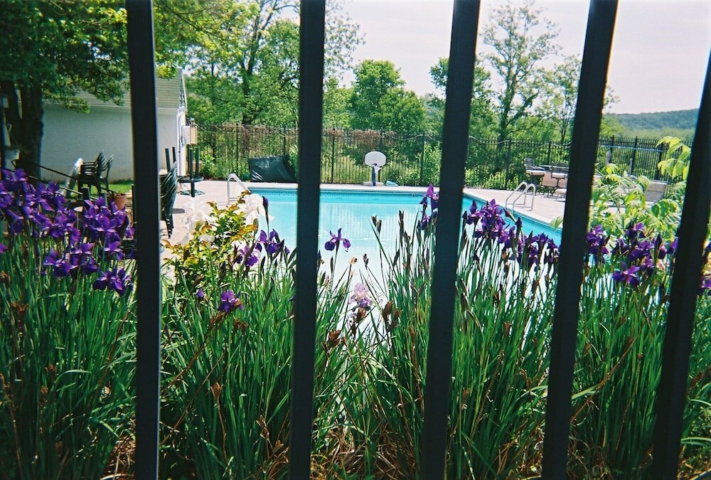 Фото Briar Patch Bed & Breakfast Inn