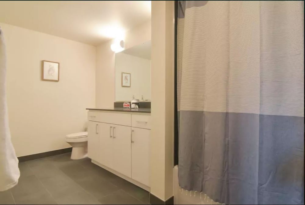 Фото High Rise 2bd 2bth Home Pike Place