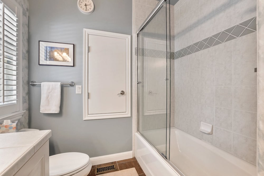 Фото Bird's Nest