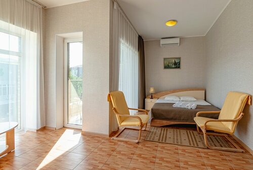 Гостиница Медведь Resort в Коктебеле