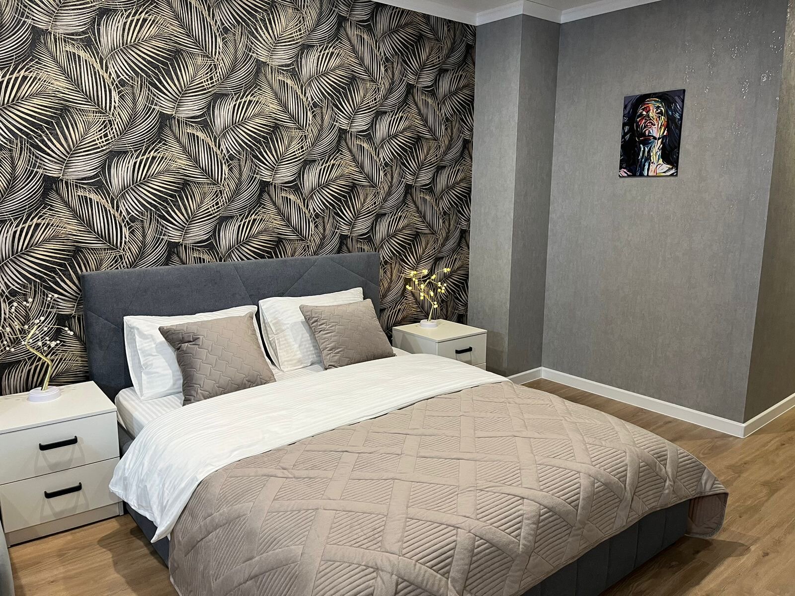 Фото Авторские Апартаменты на улице Ларина 45 СТР. 6