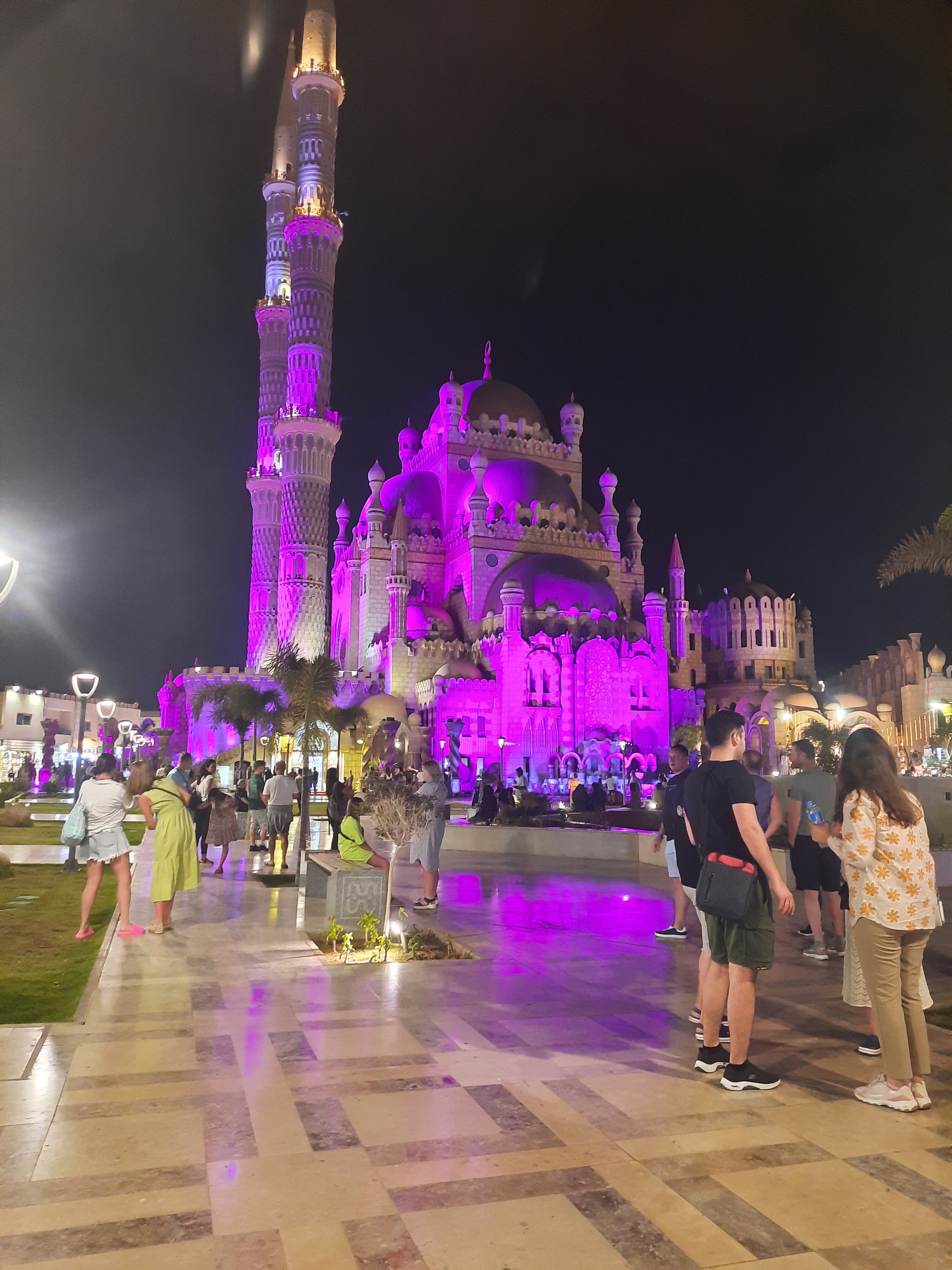 Фото Ivy Cyrene Island Aqua Park Resort