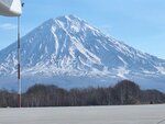 Международный аэропорт Петропавловск-Камчатский Елизово имени Витуса Беринга (Звёздная ул., 10, Елизово), аэропорт в Елизово