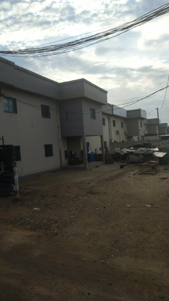 Shopping mall Site Si Jack Yassa, Douala, photo