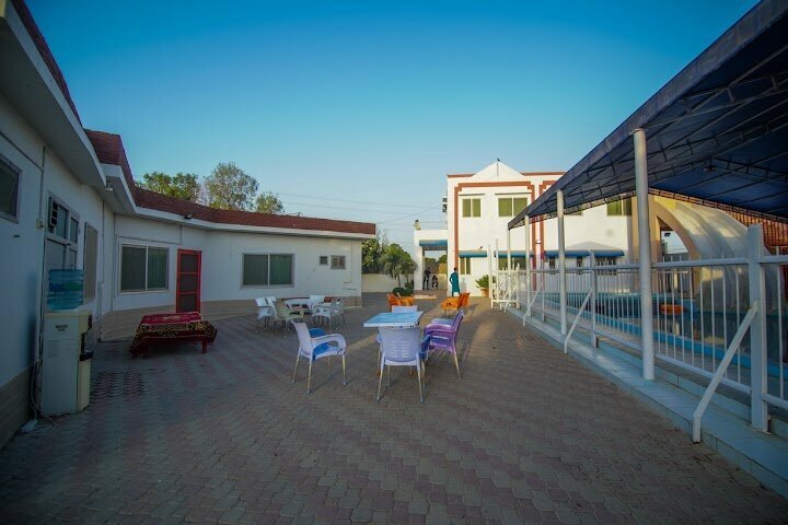 Intensive animal farming Azwa Farming, Karachi, photo
