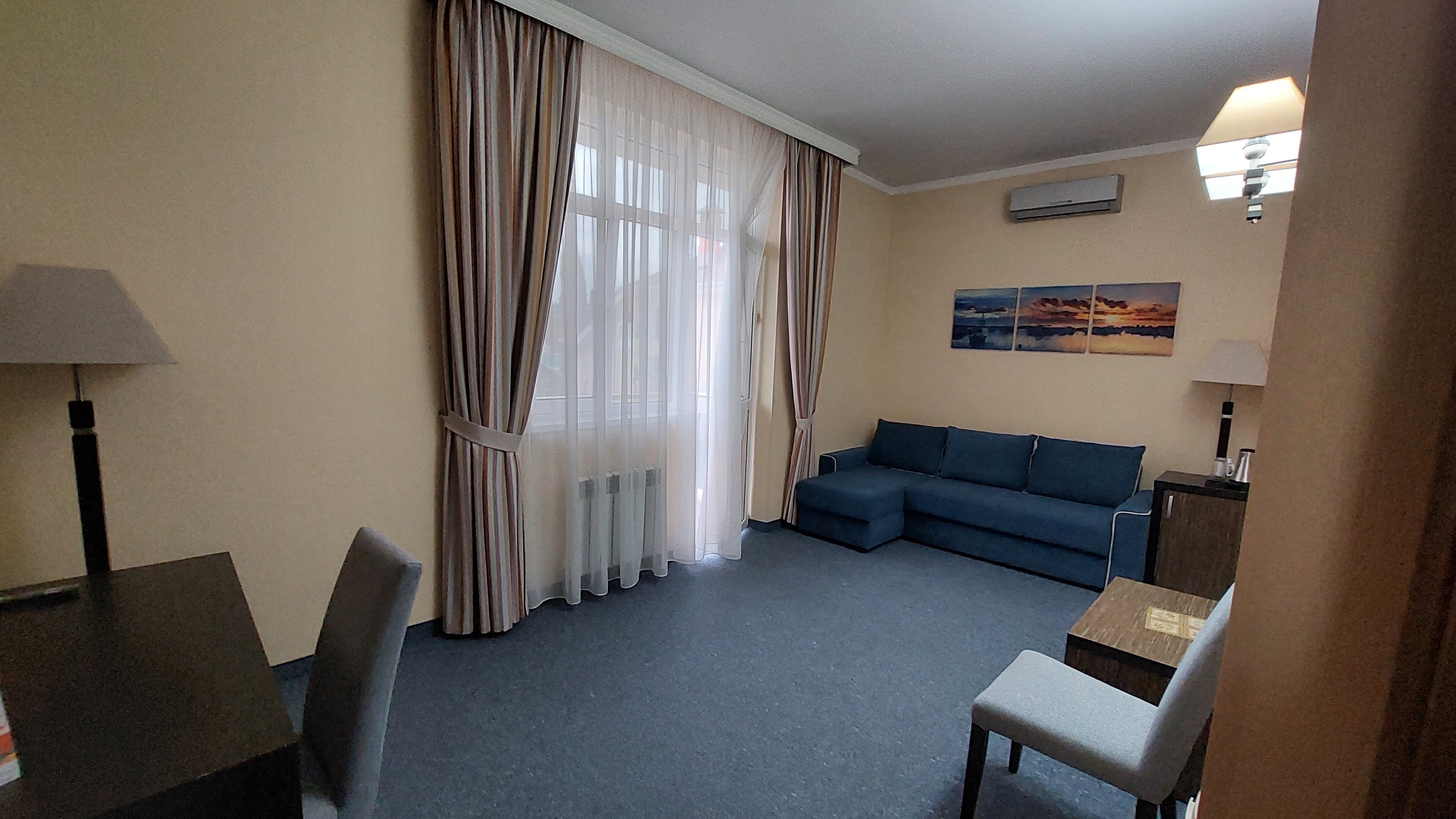 Фото Дельфин