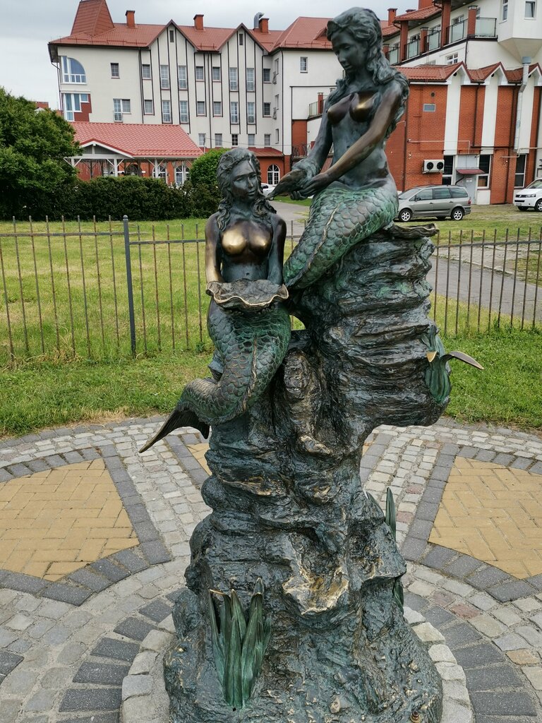 Жанровая скульптура Русалочки, Зеленоградск, фото