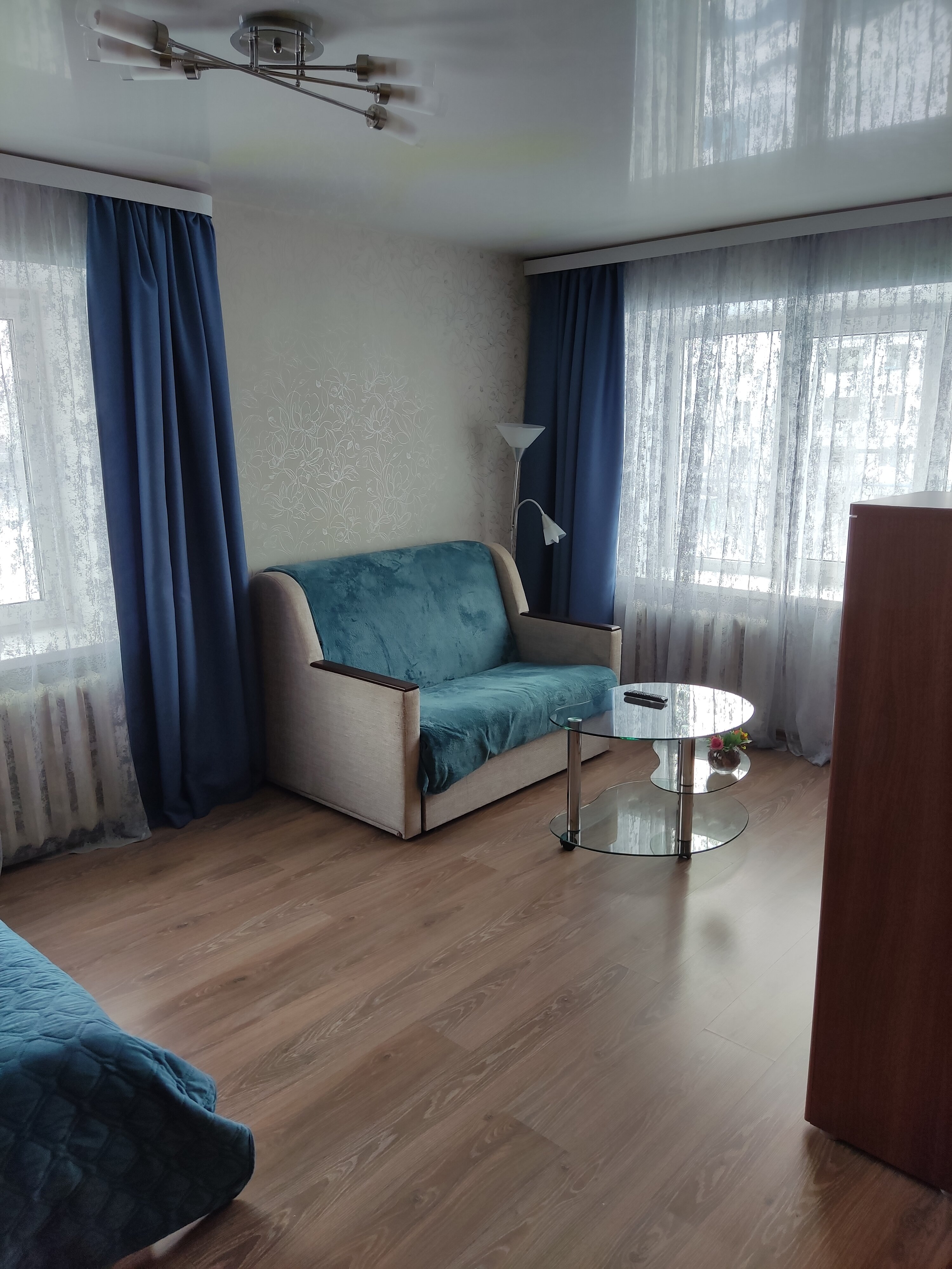 Фото Апартаменты на Трудовых резервов, 13