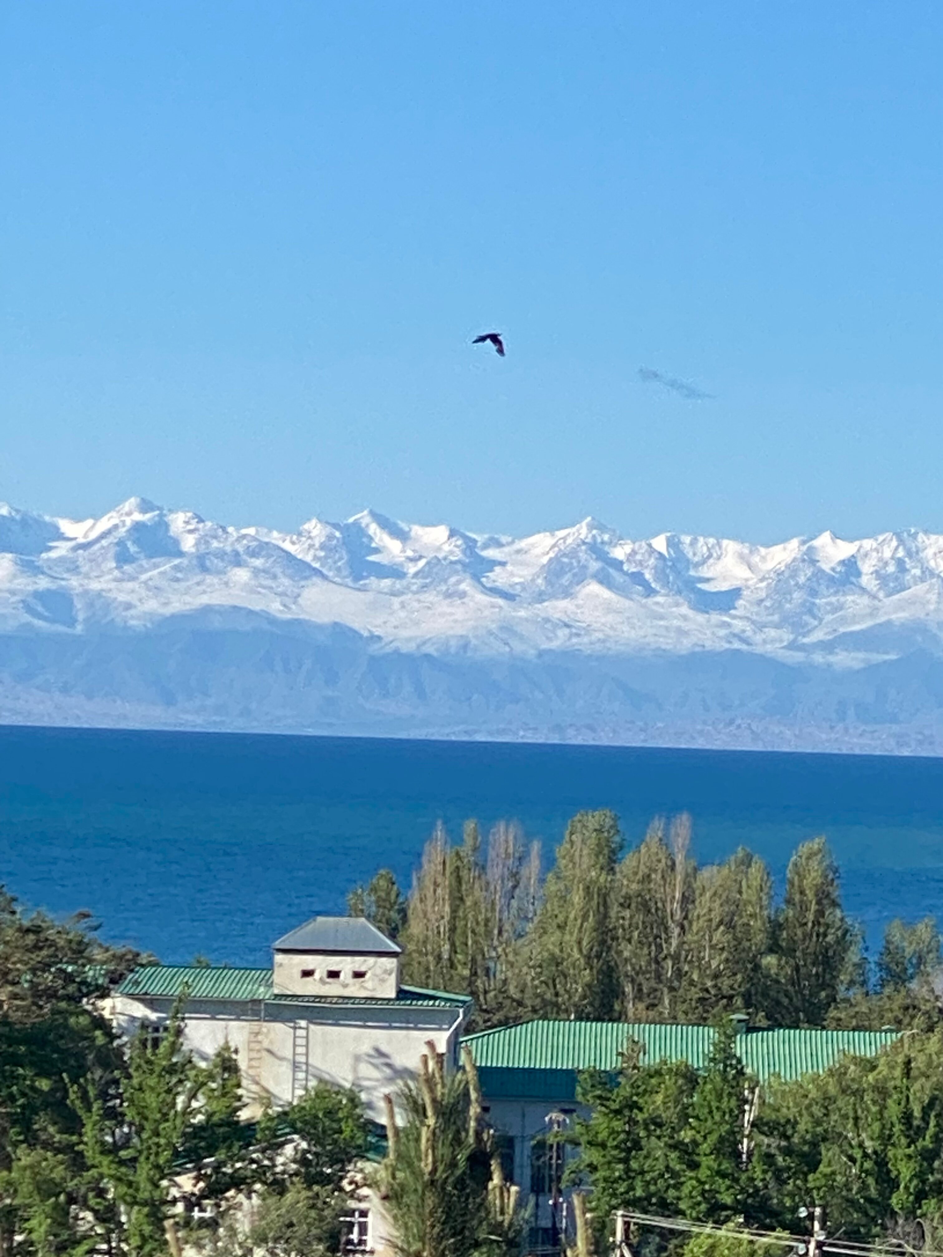 Фото Голубой Иссык-Куль