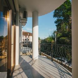 Фото О, Виноград