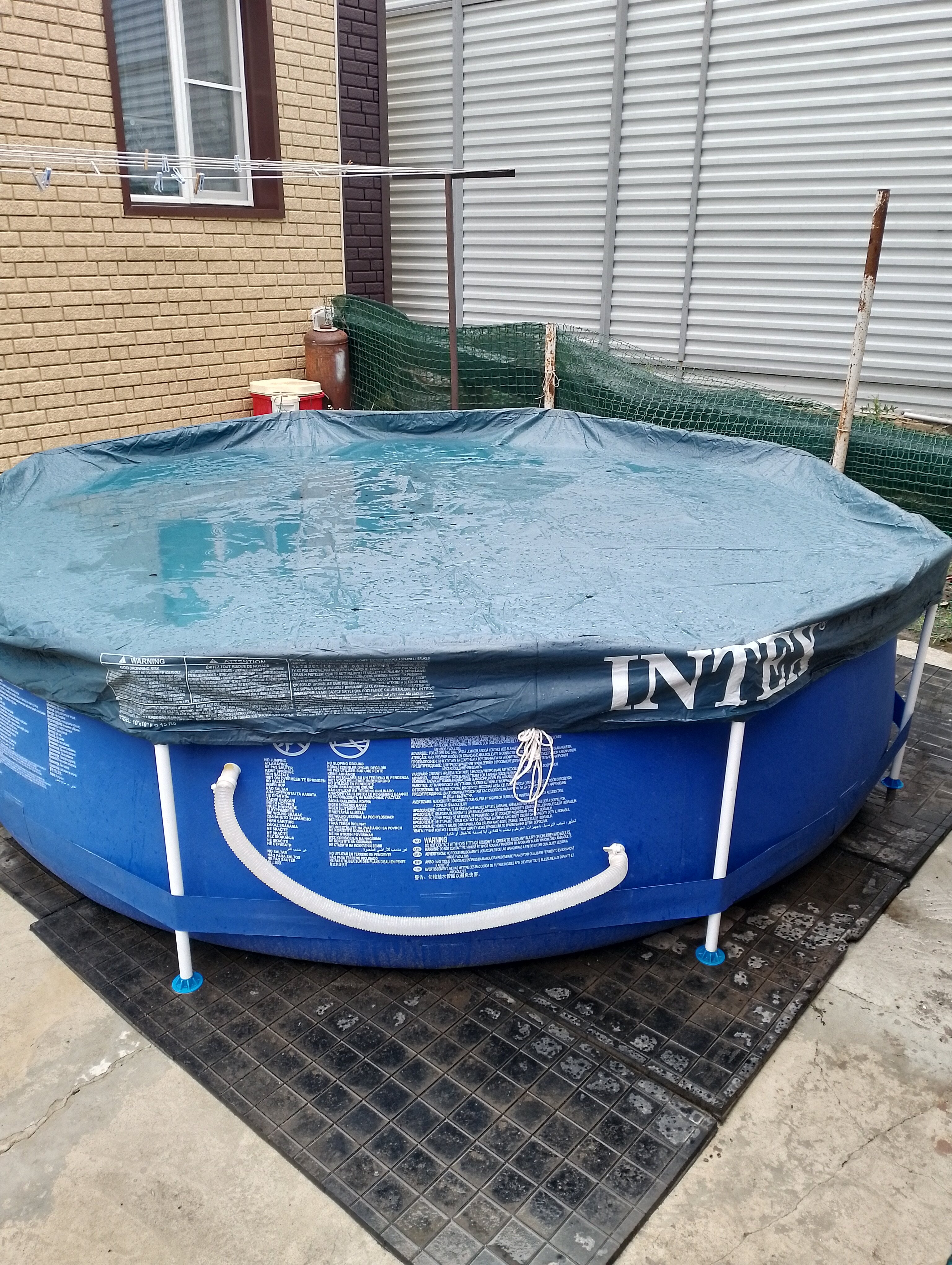 Фото Левада