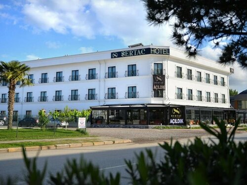 Гостиница Sertaç Hotel в Сердиване