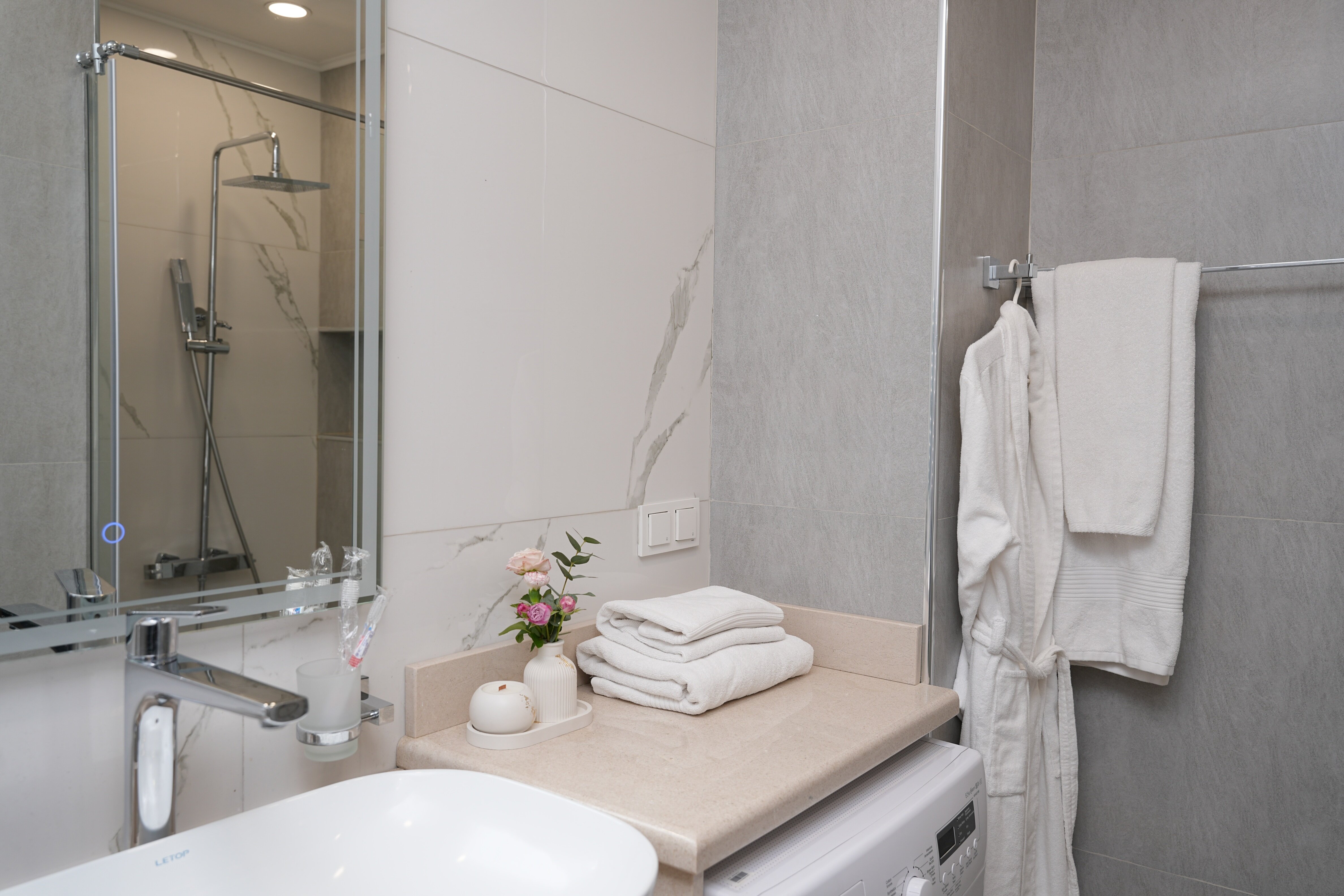 Фото Sweet Home Apartments