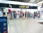 Luxury Shop (ulitsa Melnikayte, 126к3), tienda de ropa