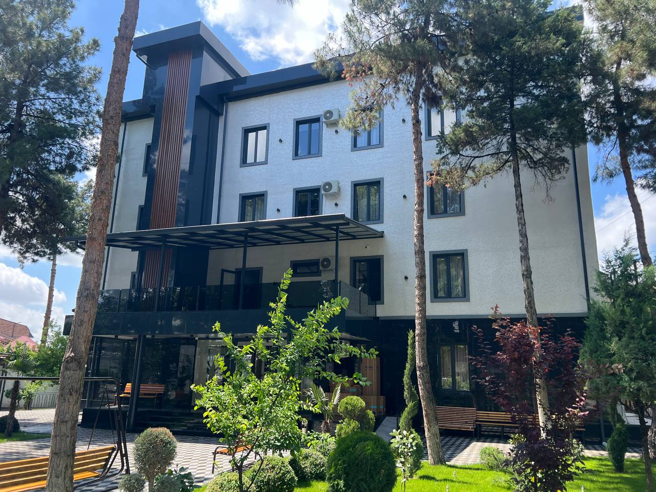 Фото Dsf Garden Hotel