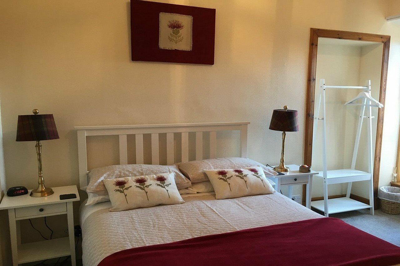 Фото Rossmount Guest House