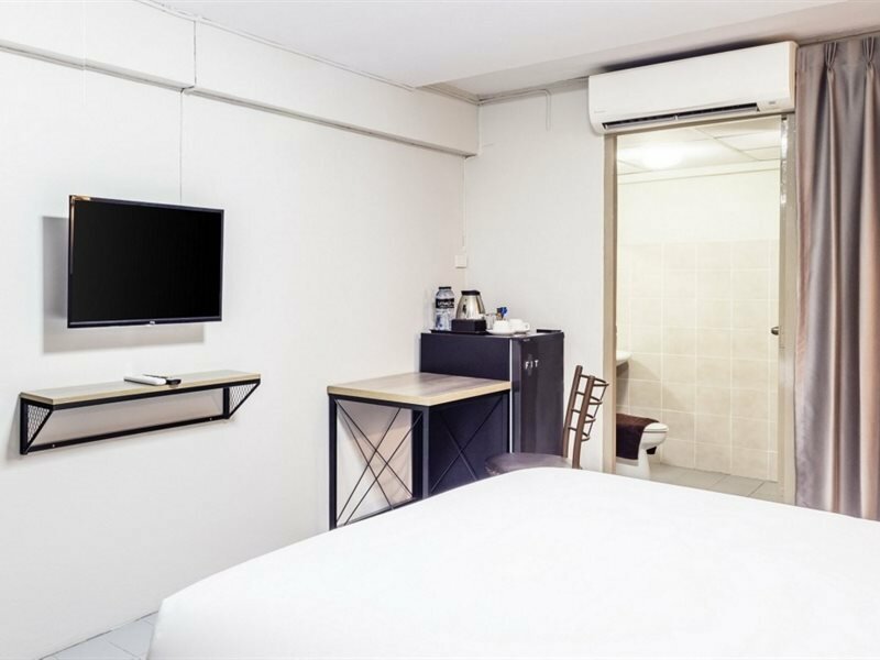 Фото Livotel Express Hotel Ramkhamhaeng 50