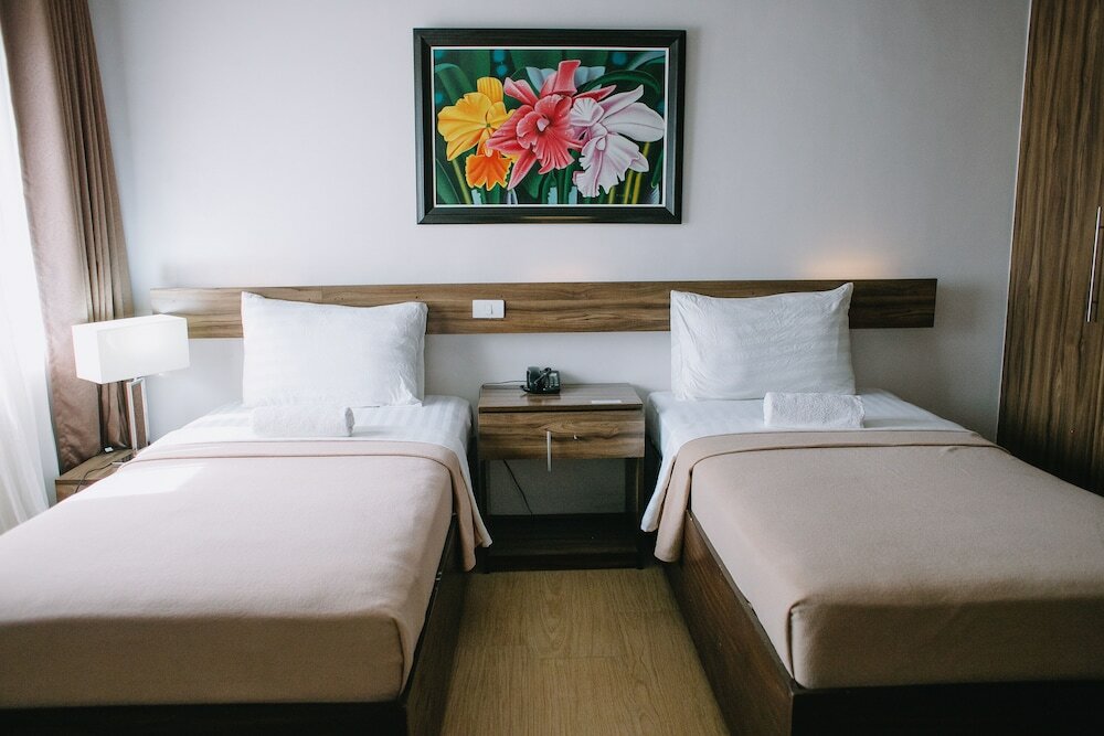 Фото Leope Hotel