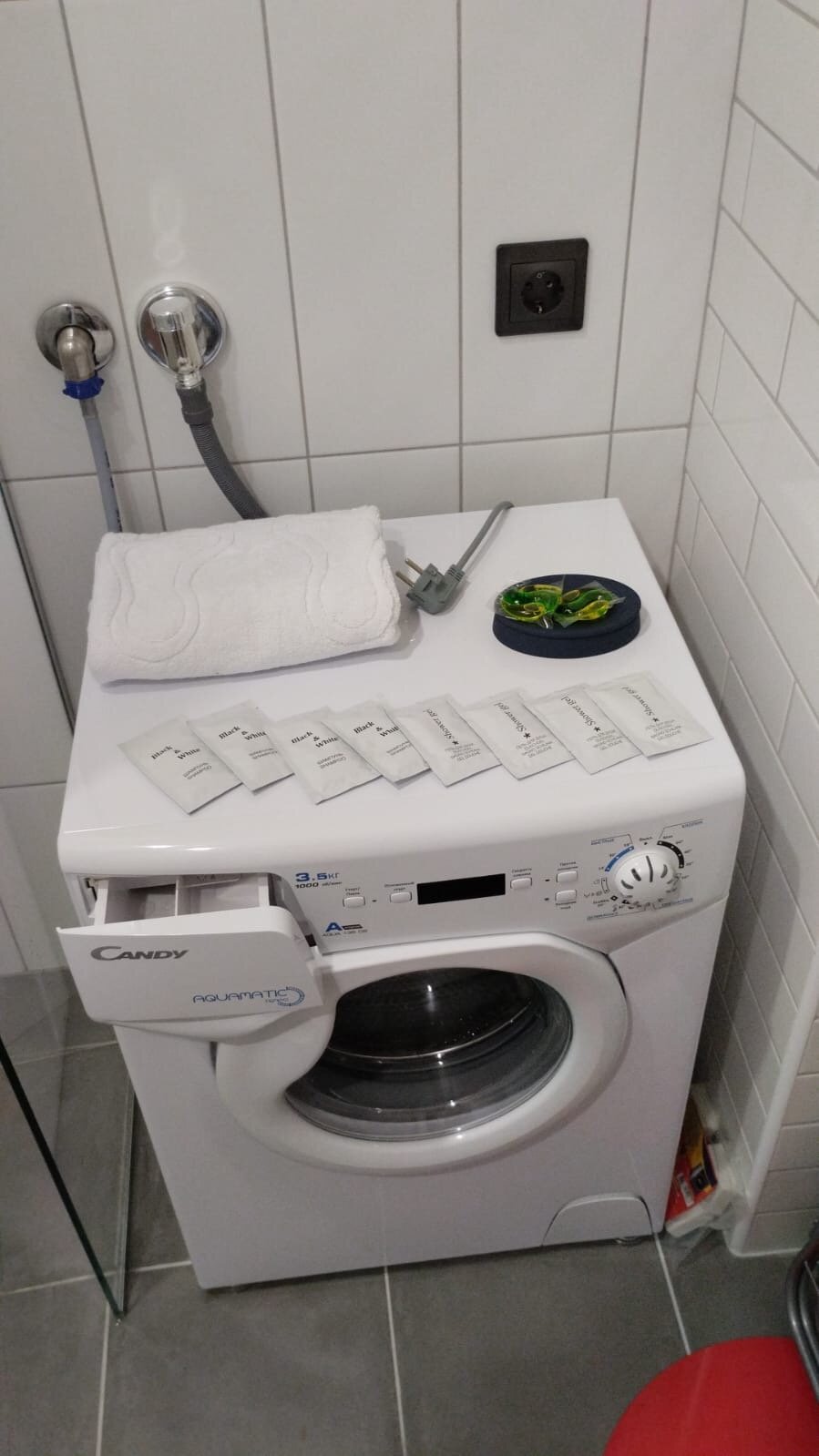 Фото Двенадцать