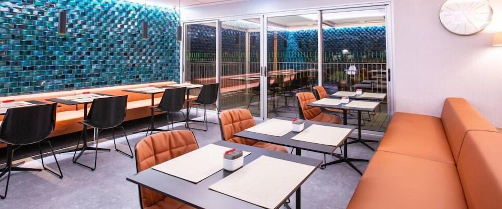 Фото Hotel 3k Porto Aeroporto