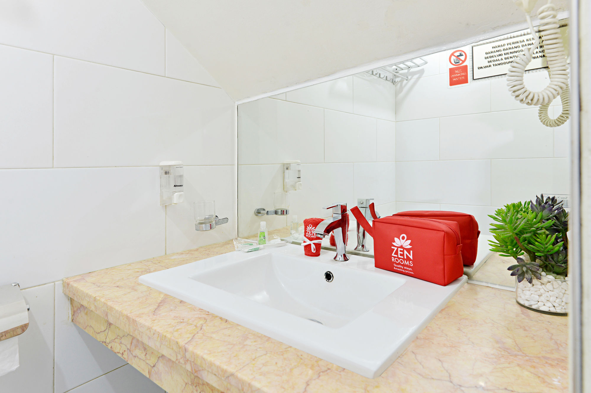 Фото Hotel Victory Bandung