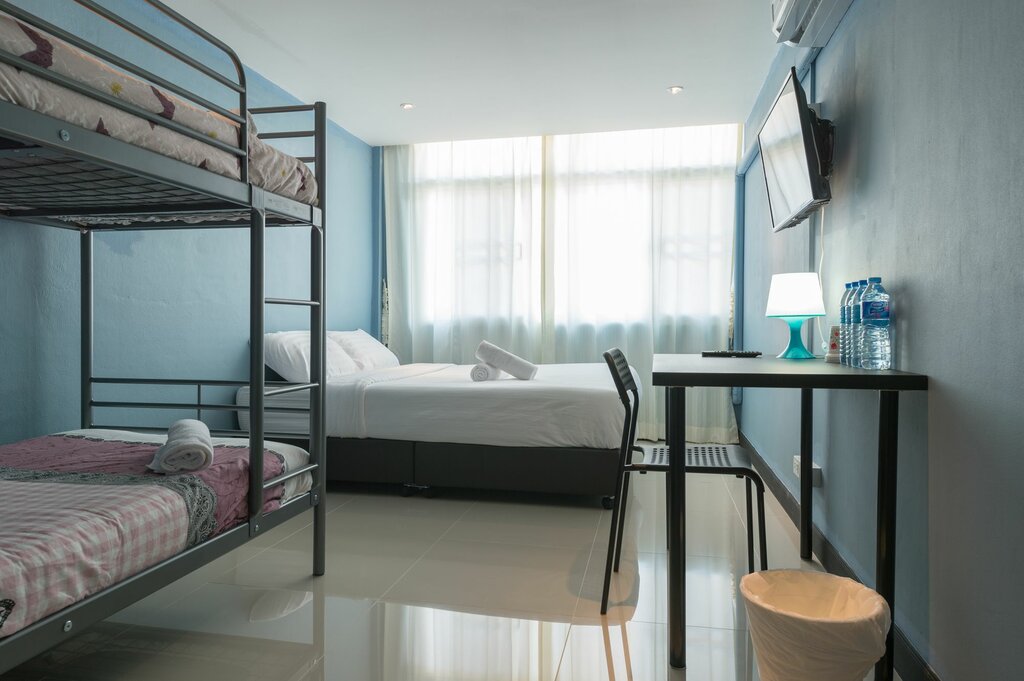 Hotel The Little Pig Sukhumvit, Bangkok, photo