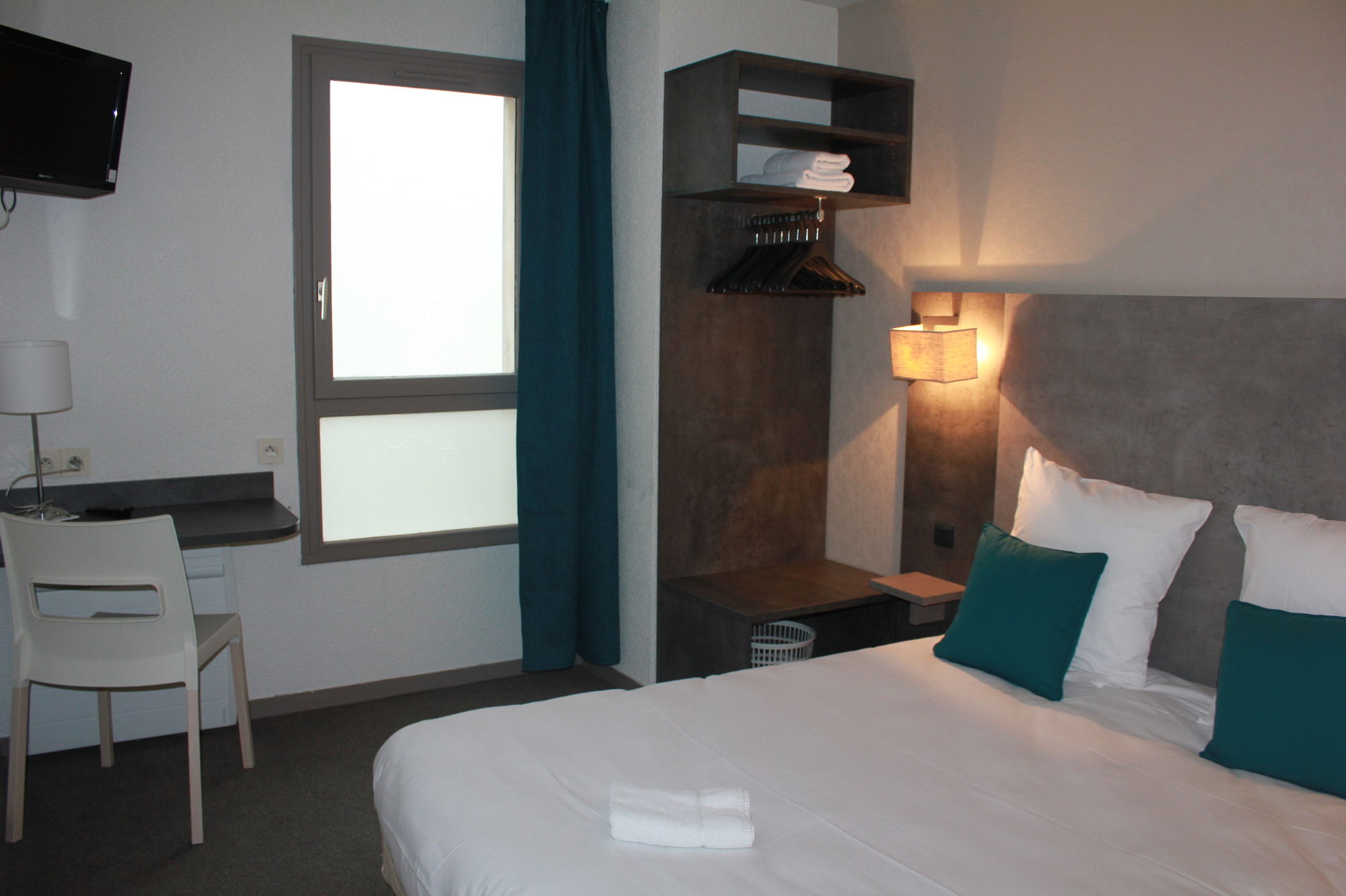 Фото The Originals City, Hôtel Novella Nantes Centre Gare