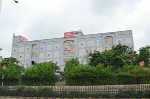 Гостиница Hotel Ashray Inn Express