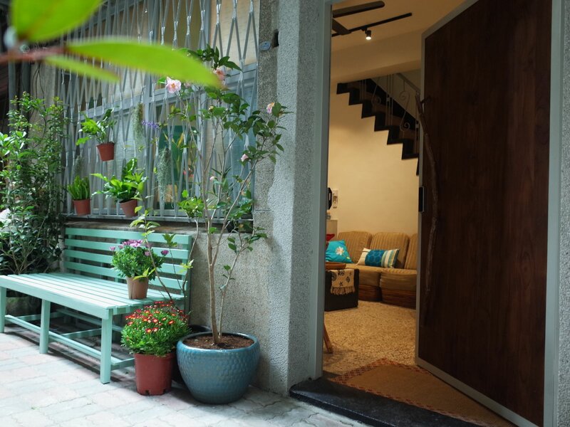 Гостиница SeamoonHouse в Тайнани