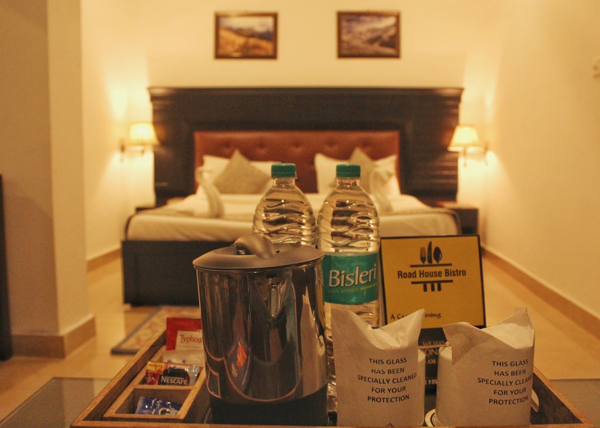 Фото Hotel Ishan A Riverside Retreat