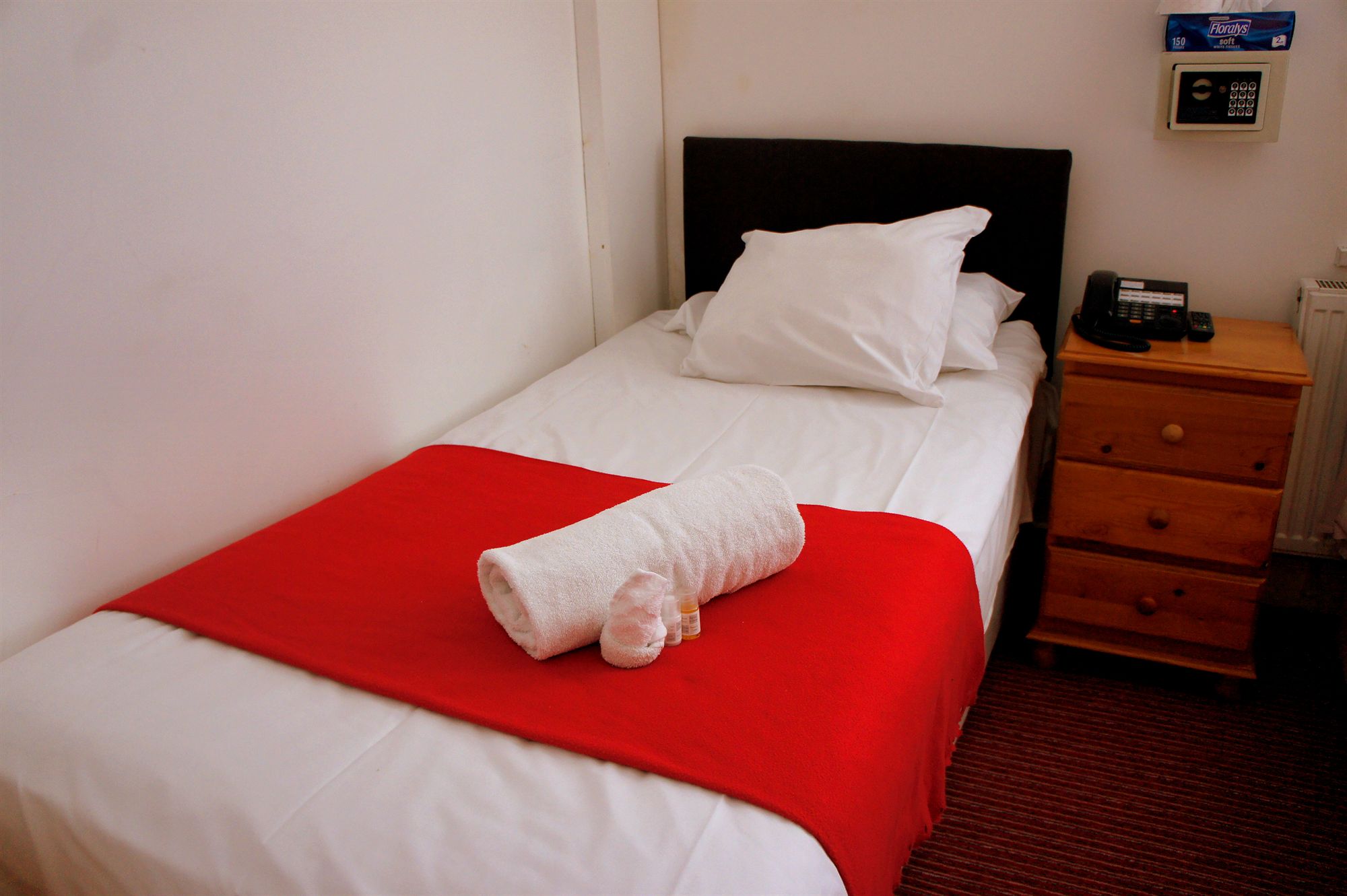 Фото Plaza London Hotel