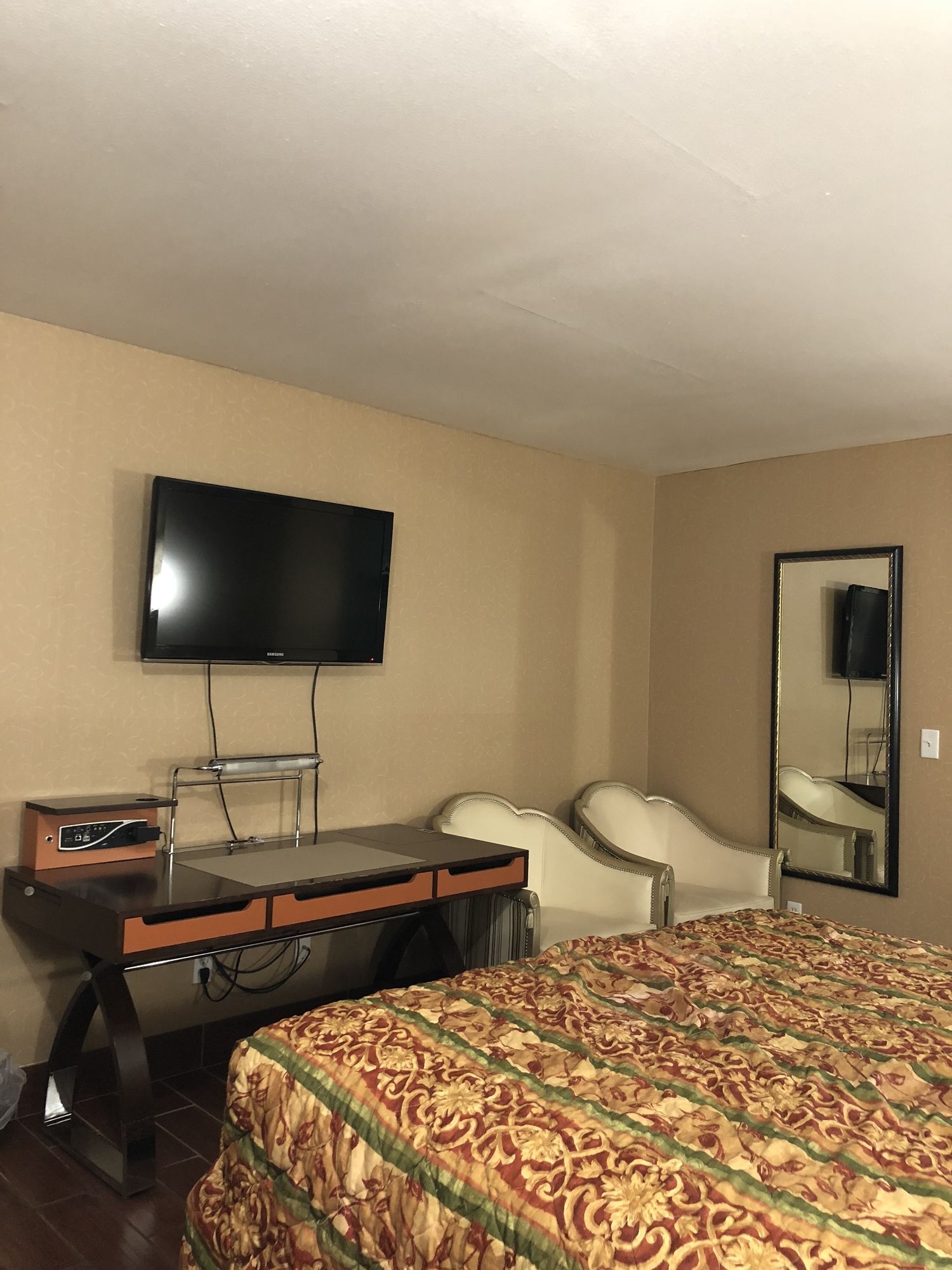 Фото Crown Motel