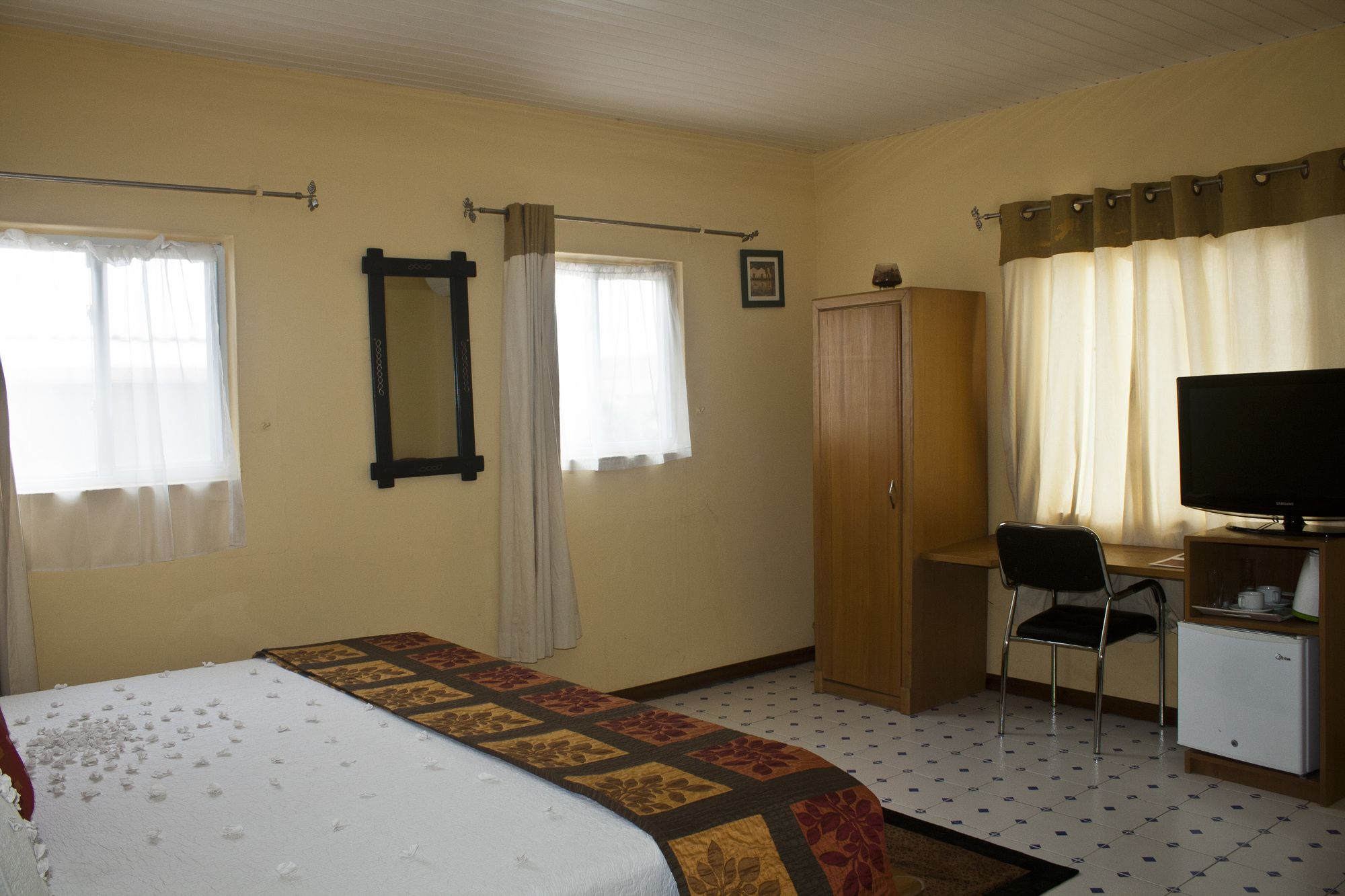 Фото Quest Lodge