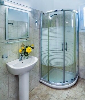 Фото San Lazzaro