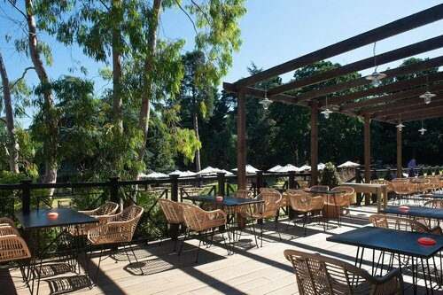 Гостиница Worplesdon Place Hotel
