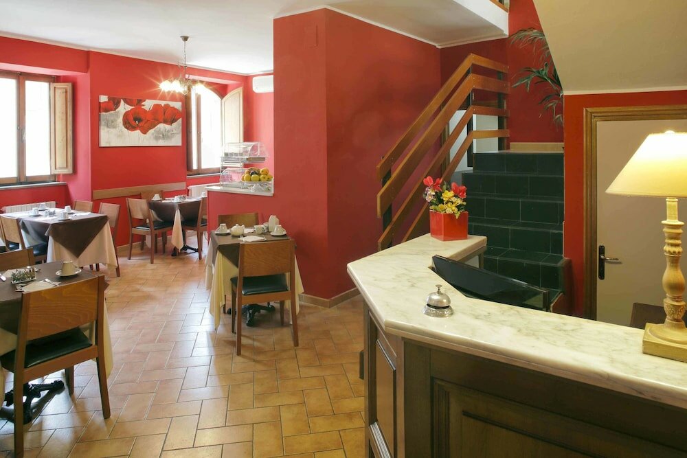 Фото Hotel Properzio