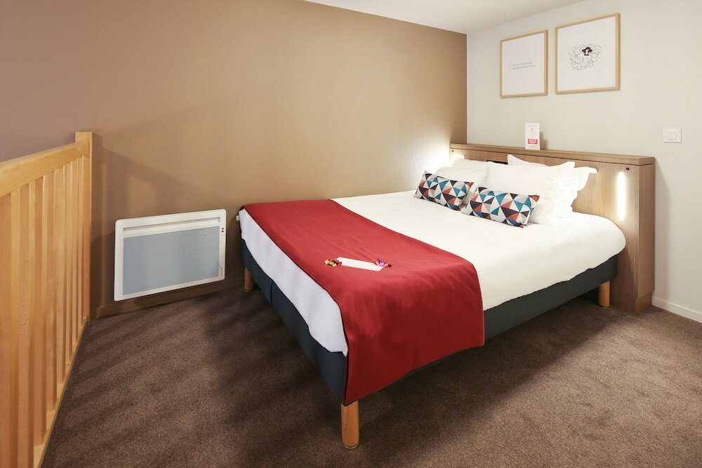 Фото Appart'City Confort Reims Centre