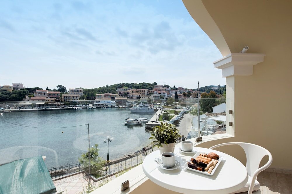 Фото Melina Bay Boutique Hotel