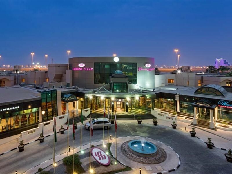 Фото Crowne Plaza Bahrain